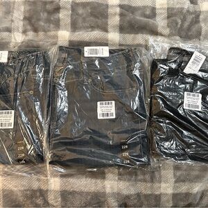 Torrid brand new skinny high-rise jeans. Plus size 22R